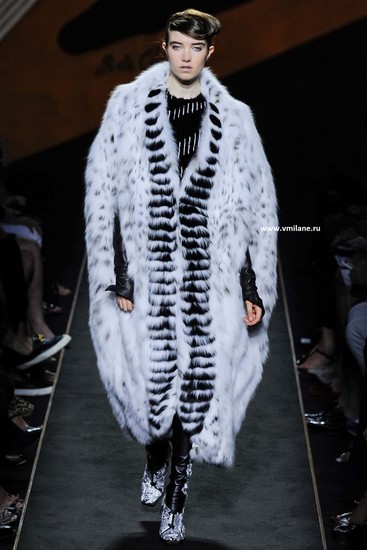 Fendi шуба (19).jpg